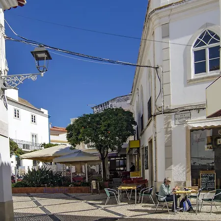 426 Casa Onda Mirabaia Lagos